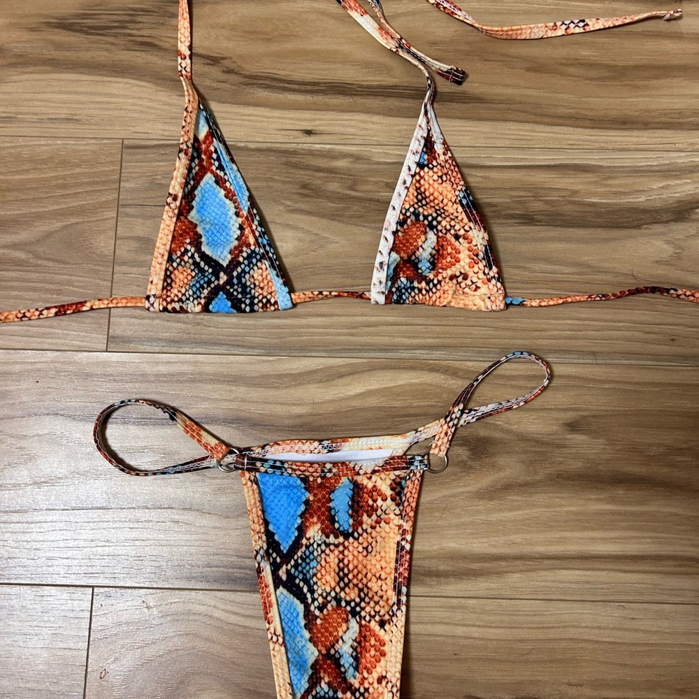 SHEIN Multicolor Snake Print Bikini